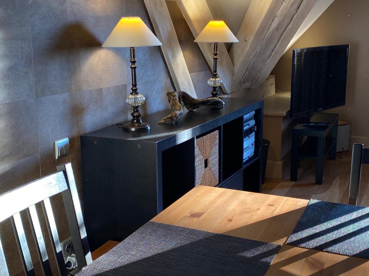 Demeure Saint Louis Historic Manor, 700m, Parking,a C,clim,wifi, Heated Pool, View Bed & Breakfast 4*