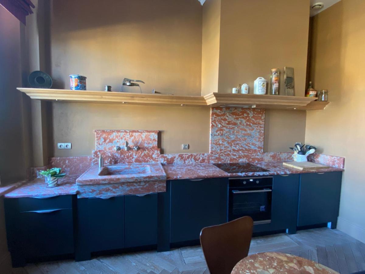 Demeure Saint Louis Historic Manor, 700m, Parking,a C,clim,wifi, Heated Pool, View