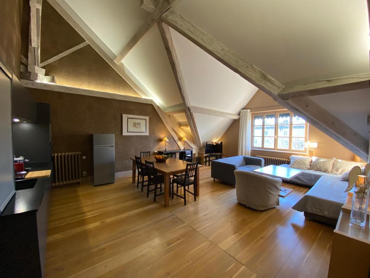 Demeure Saint Louis Historic Manor, 700m, Parking,a C,clim,wifi, Heated Pool, View Bed & Breakfast