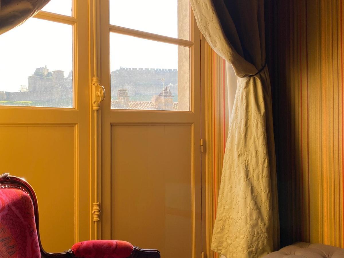 Demeure Saint Louis Historic Manor, City 700M, Parking,A C,Clim,Wifi, Heated Pool, City View Bed & Breakfast