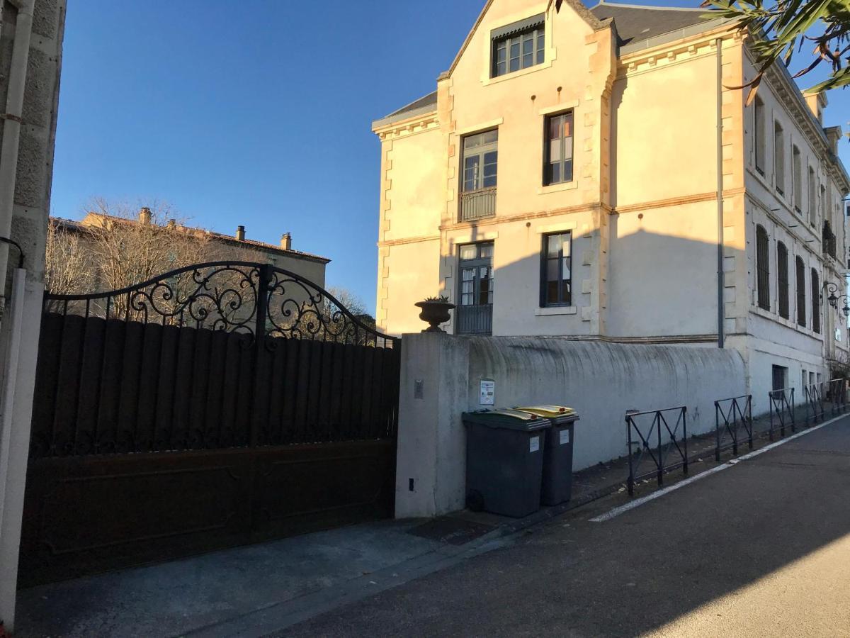 Demeure Saint Louis Historic Manor, 700m, Parking,a C,clim,wifi, Heated Pool, View Bed & Breakfast Carcassonne