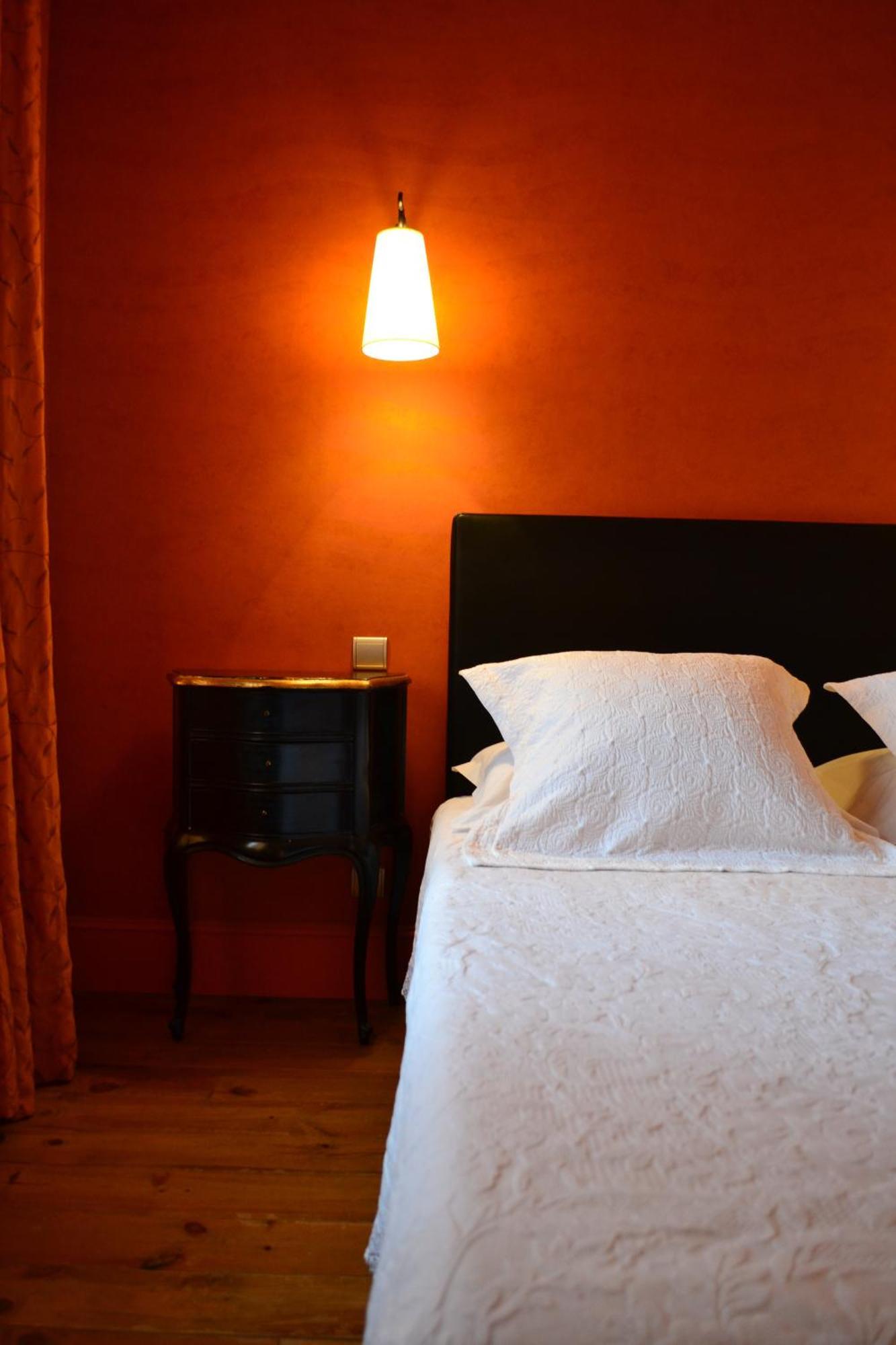 Bed & Breakfast Demeure Saint Louis Historic Manor, 700m, Parking,a C,clim,wifi, Heated Pool, View 4*